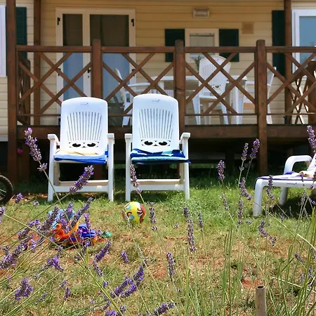 Holiday Camping Park Umag.10 度假居 *