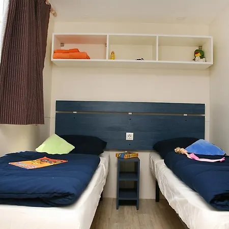 Holiday Camping Park Umag.10 度假居 *